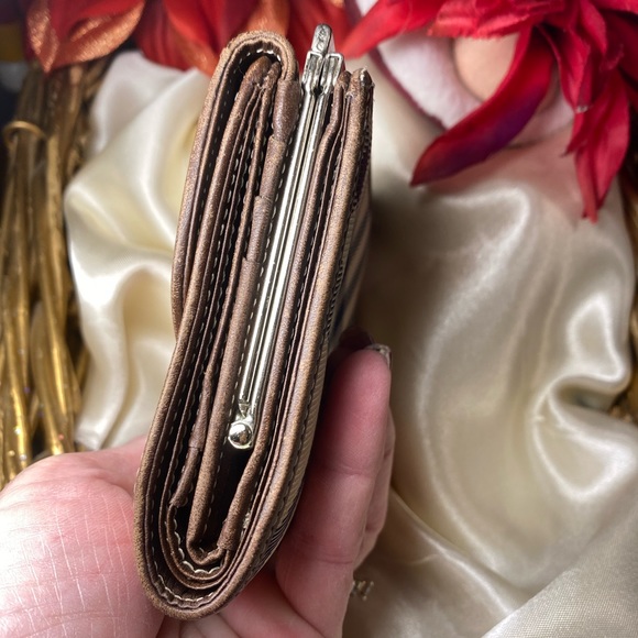 BURBERRY Womens NOVA CHECK Bifold Wallet w/snap coin pouch🔥EUC🎁Gift Idea - Picture 8 of 14